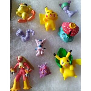 Pokemon Mini Micro Vinyl 1” Figures Lot of 9 Popular Characters